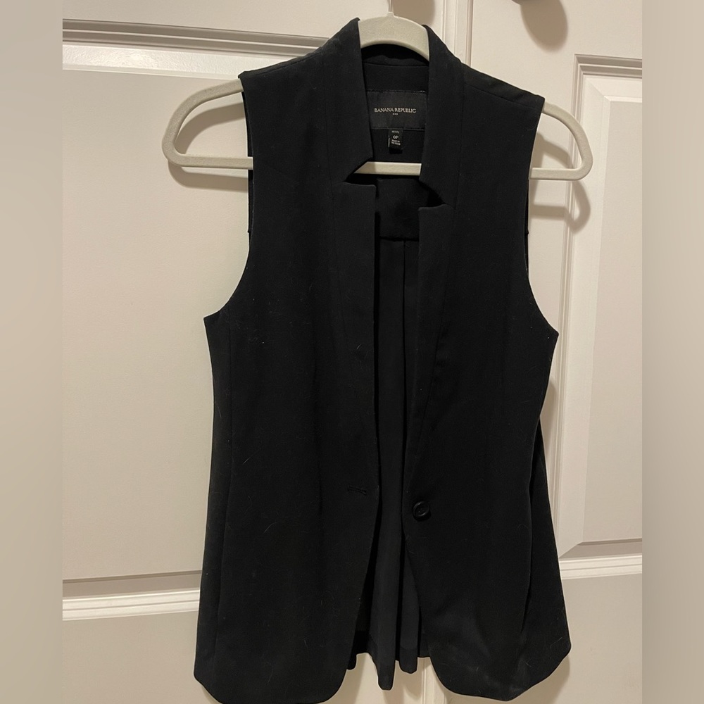 Banana Republic black tank dress vest. Size OP.